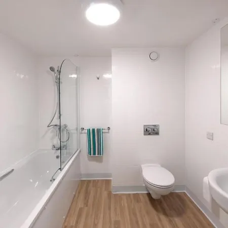 For Students Only - Cityside Near Beckett & Of Leeds (West Yorkshire)